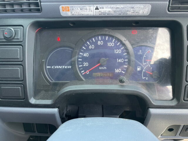 三菱ふそう:キャンター:Wキャブ:5MT:110馬力:6人乗り