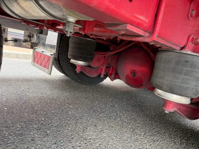 いすゞ：ギガ：ハイルーフ：低床アルミウィング：メッキホイール：架装多数
