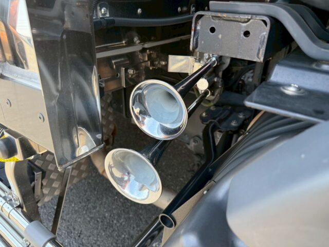 R4　17プロフィア　3軸アルミウィング