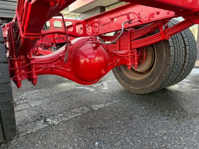 ライジングレンジャー：シャーシ：6700標準：ハイグレード：235馬力：電動キャブチルト