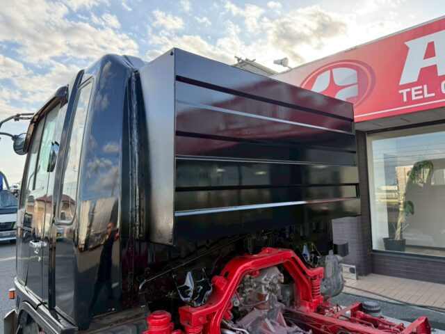 ライジングレンジャー：シャーシ：6700標準：ハイグレード：235馬力：電動キャブチルト