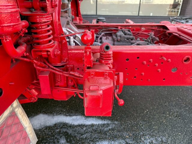 ライジングレンジャー：シャーシ：6700標準：ハイグレード：235馬力：電動キャブチルト