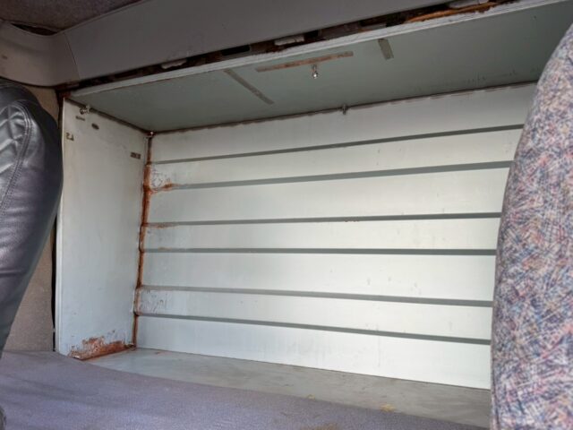 ライジングレンジャー：シャーシ：6700標準：ハイグレード：235馬力：電動キャブチルト