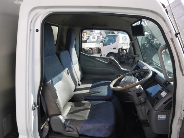 H18　三菱　キャンター　アルミバン　垂直ゲート