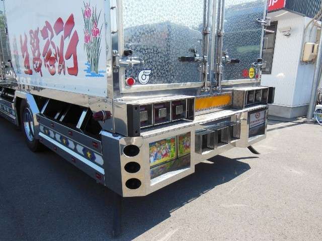 三菱　ファイター　冷蔵冷凍車　三菱製冷凍機搭載