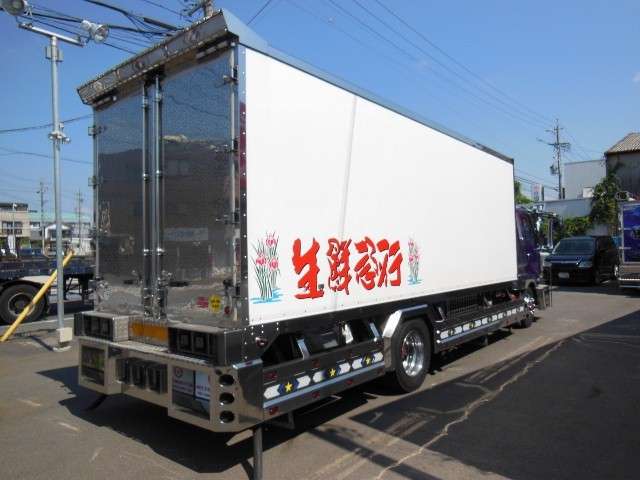 三菱　ファイター　冷蔵冷凍車　三菱製冷凍機搭載