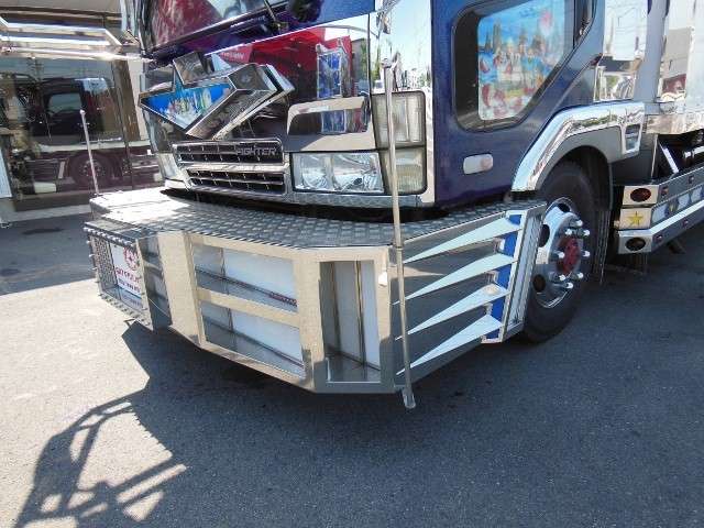 三菱　ファイター　冷蔵冷凍車　三菱製冷凍機搭載