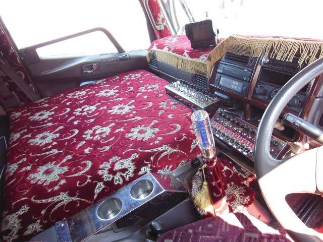 三菱　ファイター　冷蔵冷凍車　三菱製冷凍機搭載