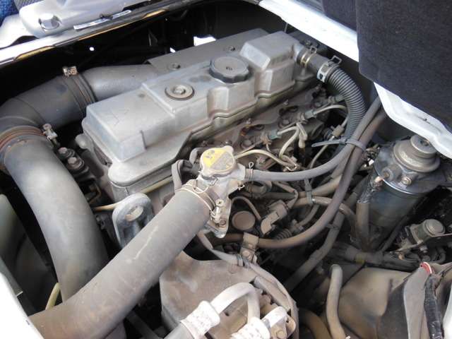 三菱　キャンターガッツ　造り平ボデー　 （ブラック）