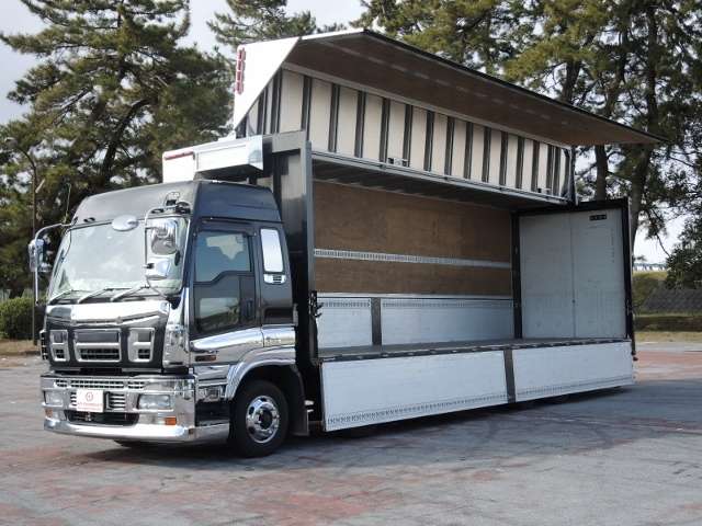 いすゞ　ギガ　アルミウィング　 （ブラック）