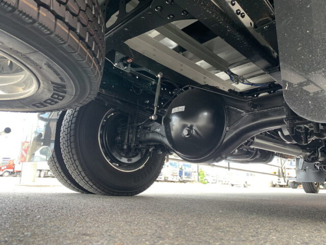 【930】R3　ファイター　冷凍ウィング　造りボディ　未使用車　240馬力　90アオリ